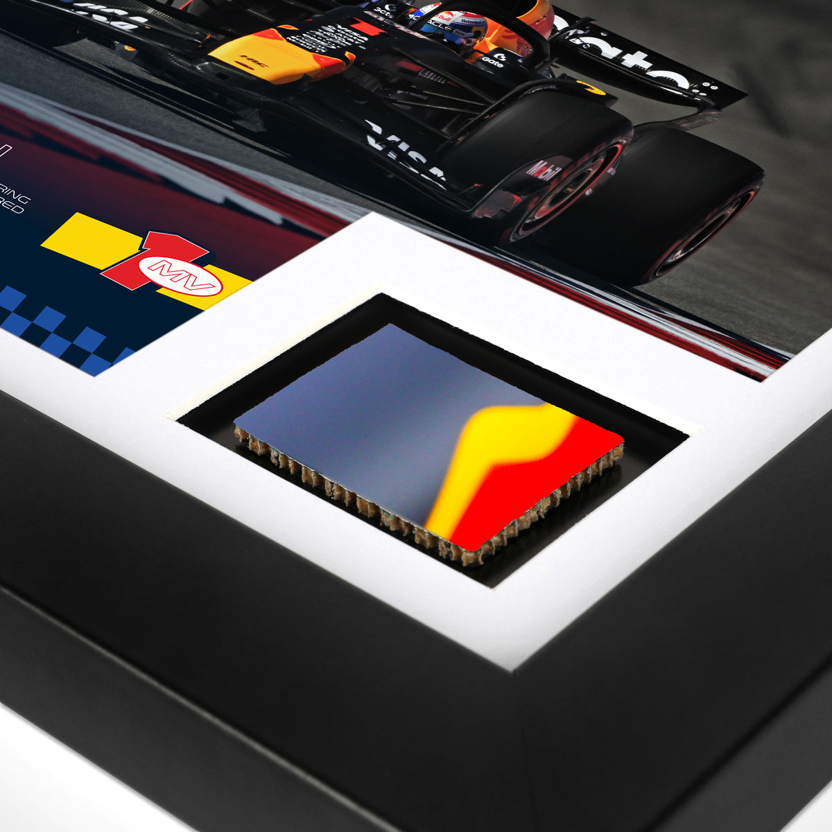 BIEK VERSTAPPEN ビッグスヌード Max Verstappen Replica 2025 Red Bull Racing Bodywork and Photo