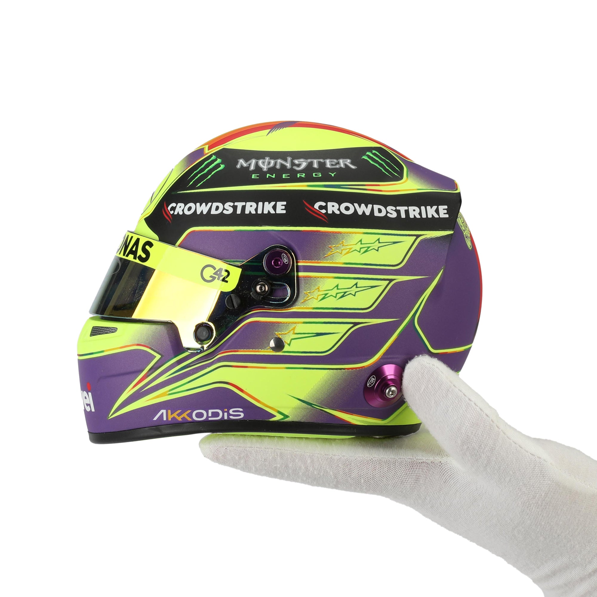 Lewis Hamilton 2022 1.2 Scale Helmet