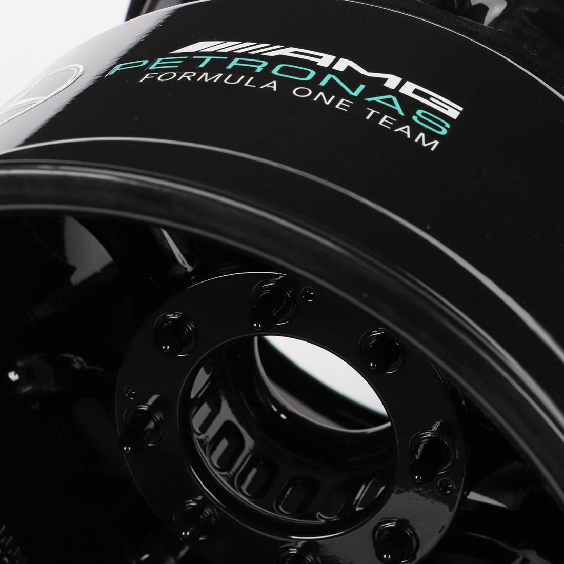 Mercedes-AMG Petronas F1 Team 2023 Rear Wheel Rim Table