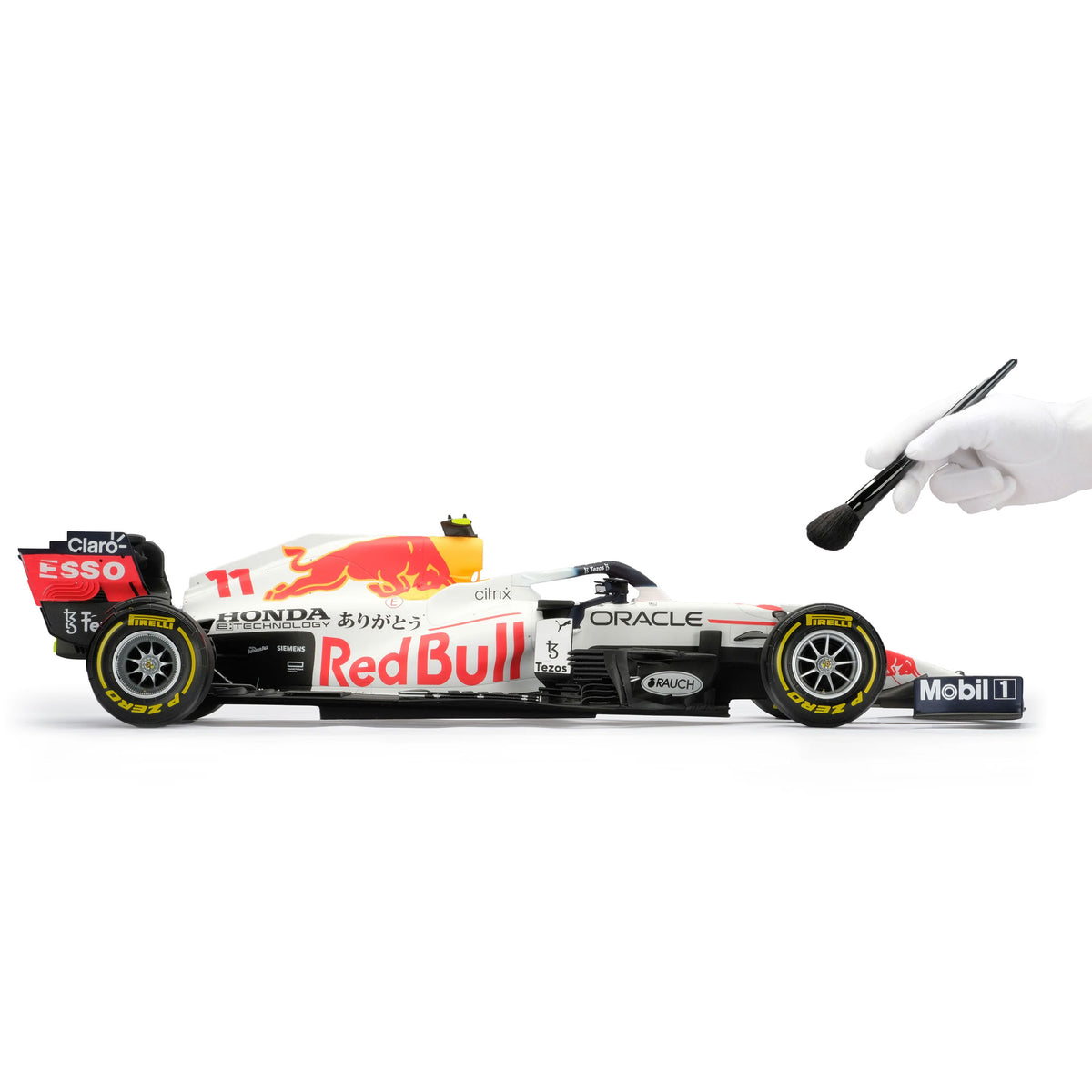 Sergio Pérez 2021 Oracle Red Bull Racing RB16B 1:8 Scale Model