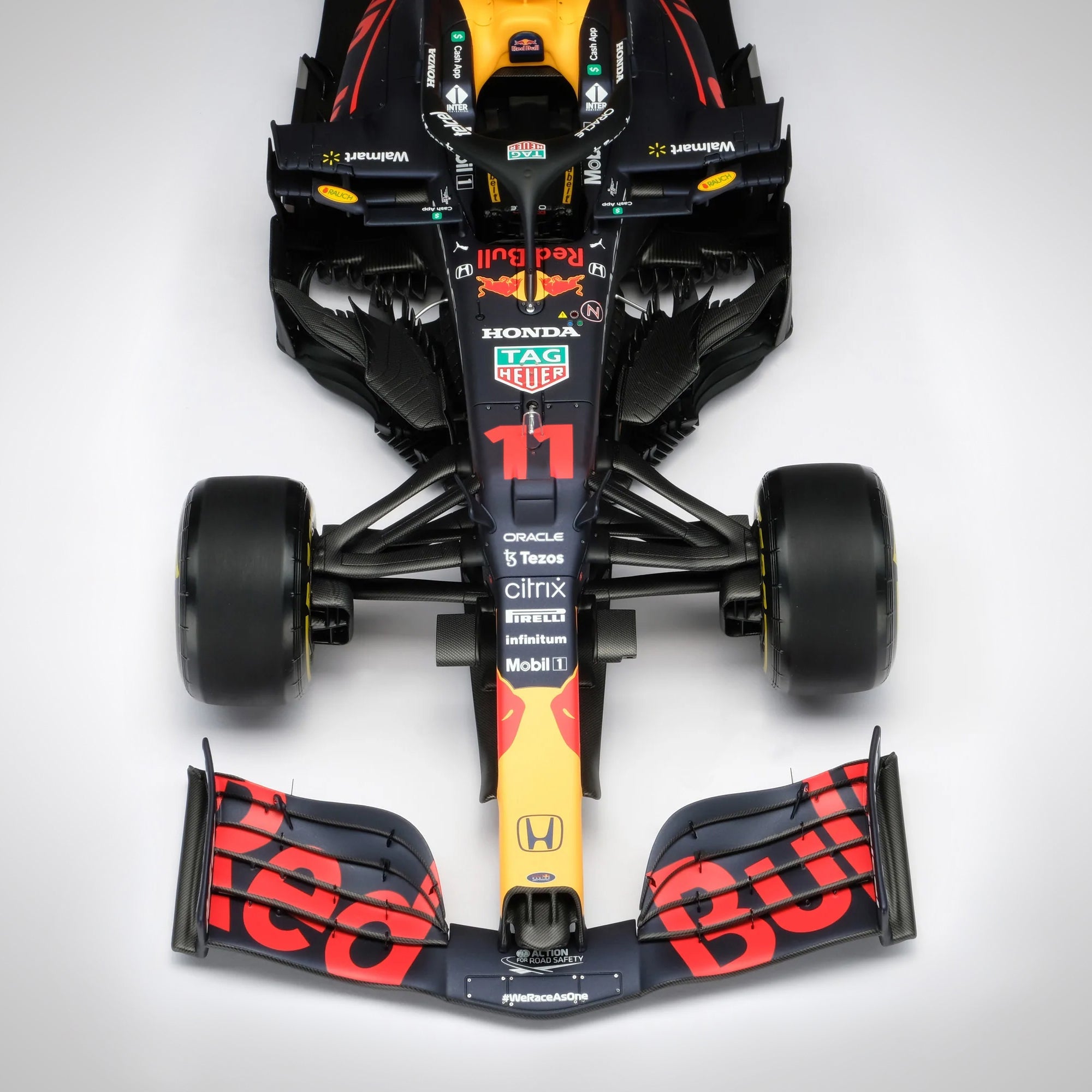 Sergio Perez 2021 Oracle Red Bull Racing F1 Team RB16B 1:8 Scale Model – Abu Dhabi GP