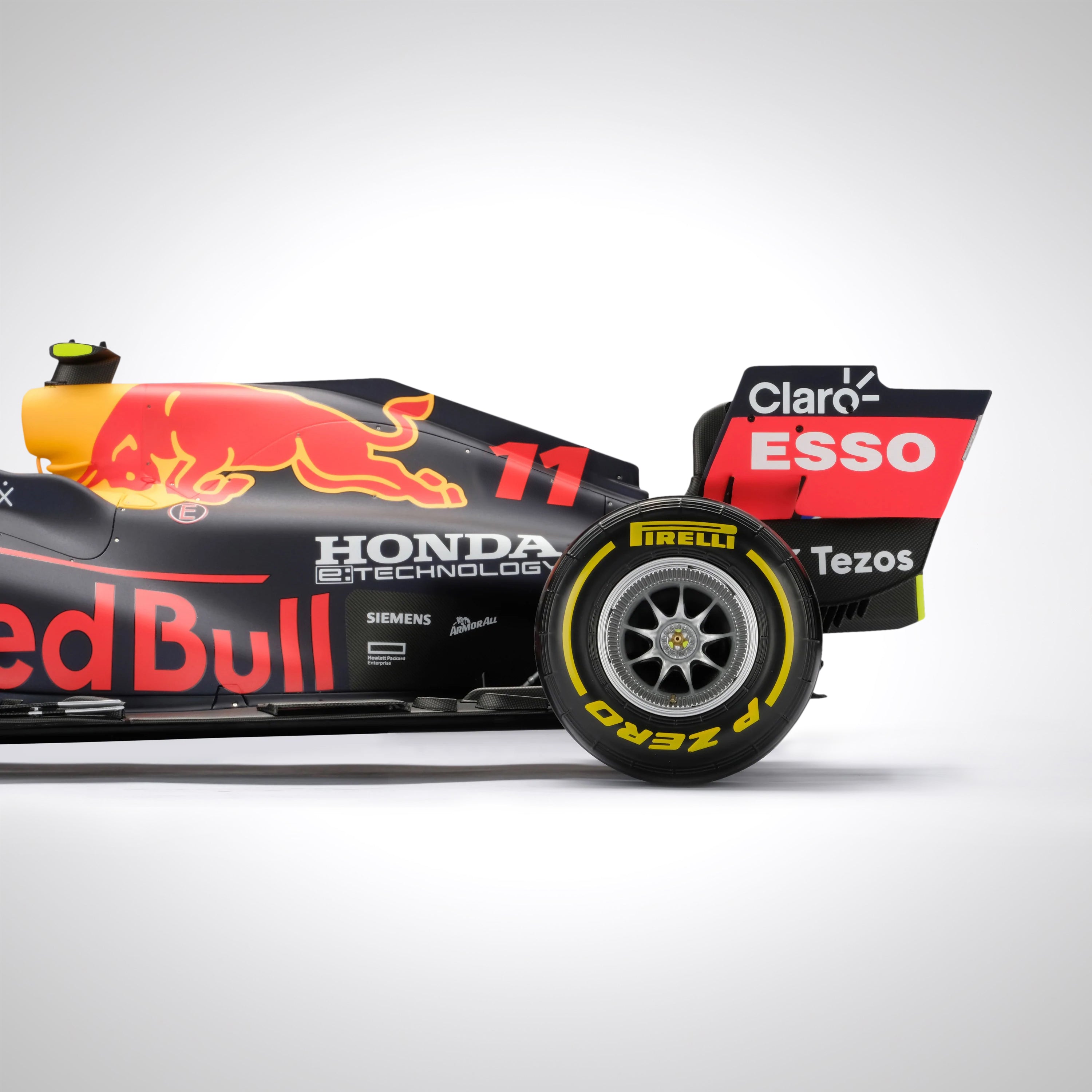 Sergio Perez 2021 Oracle Red Bull Racing F1 Team RB16B 1:8 Scale Model – Abu Dhabi GP