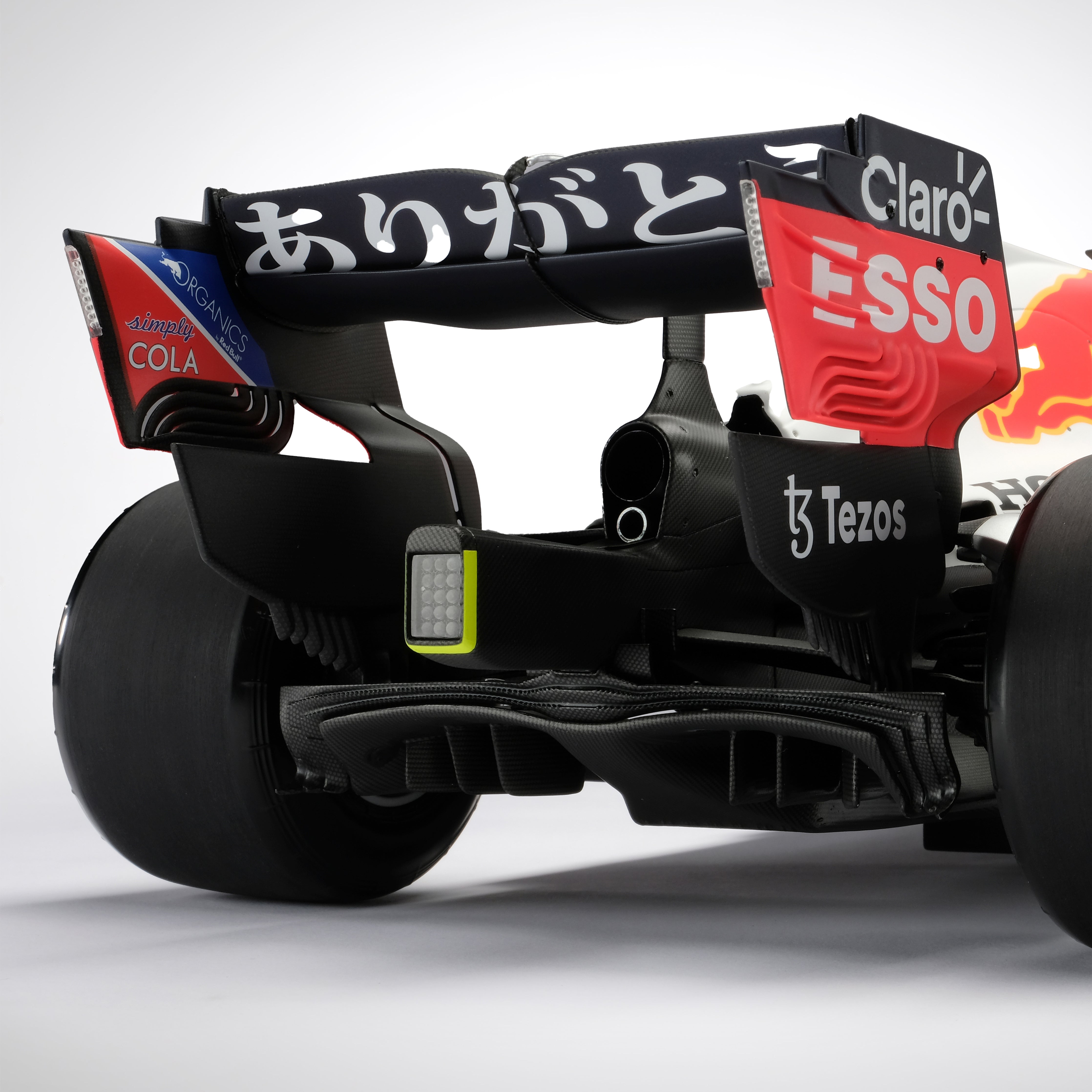 Sergio Pérez 2021 Oracle Red Bull Racing RB16B 1:8 Scale Model – Turkish GP