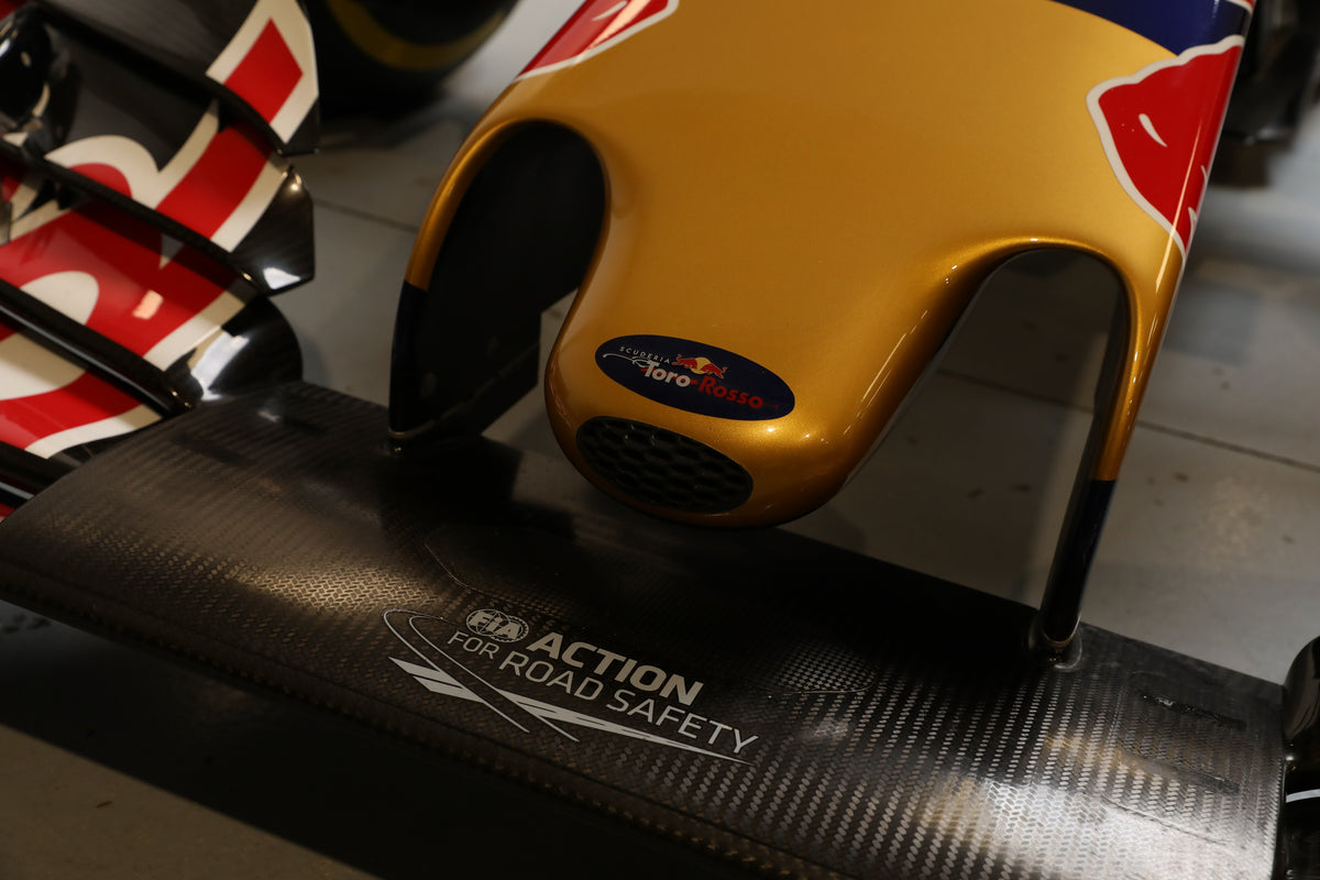 2015 Scuderia Toro Rosso STR10-02 Rolling Chassis