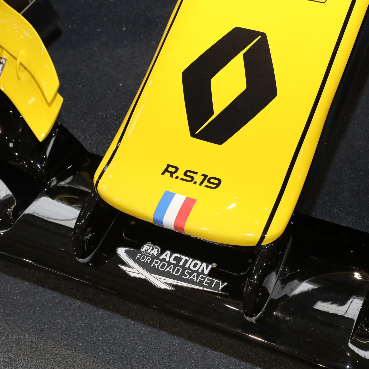 2014 Lotus E22-03 Rolling Chassis (2019 RS19 Livery)