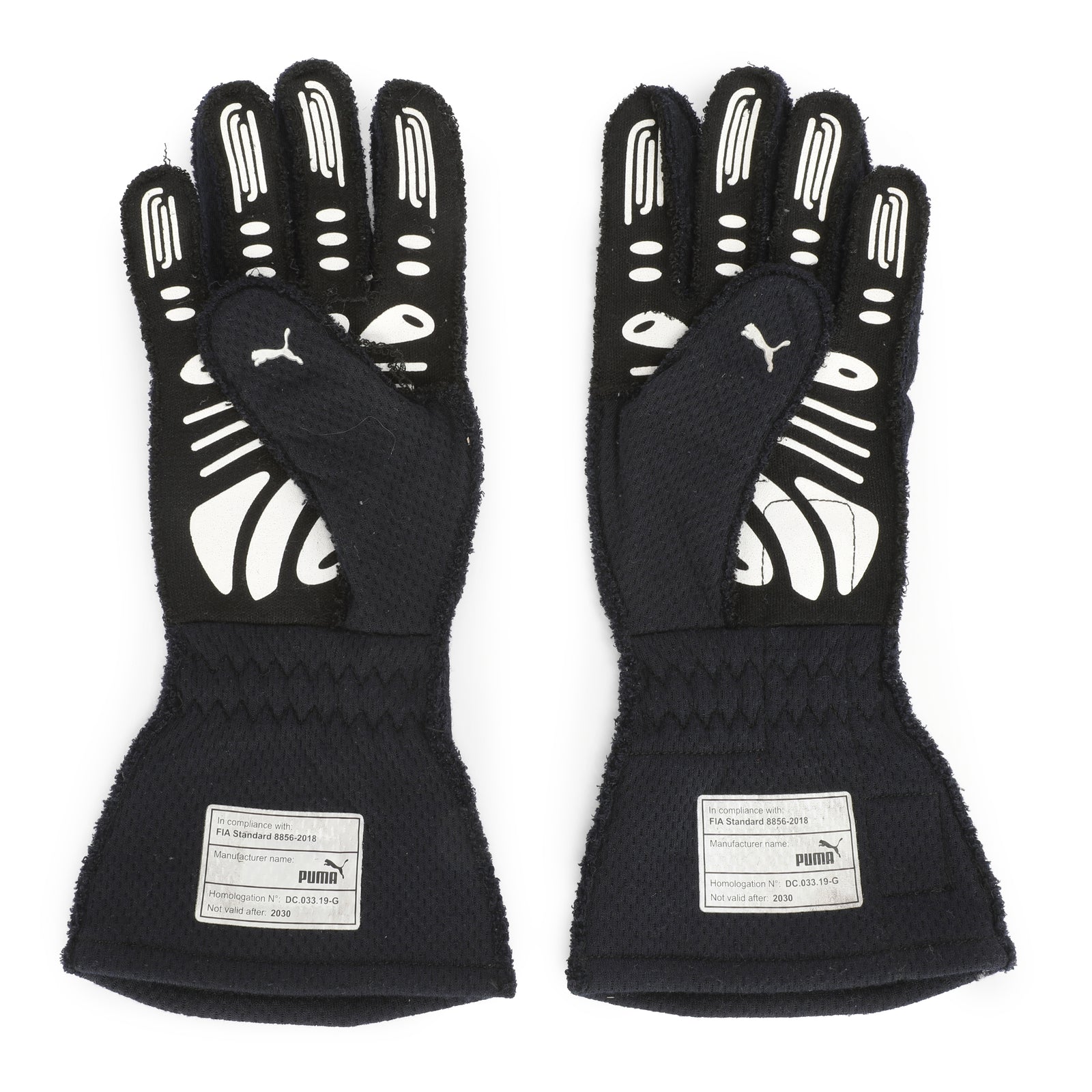 LOT 733 - Max Verstappen 2023 Red Bull Racing Gloves