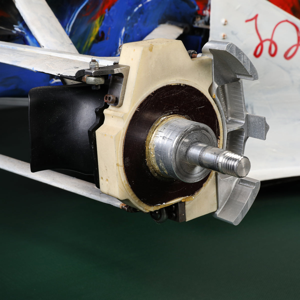 The Austin Auction LOT 010 - 2001 Sauber C20 Wind Tunnel Model - 50% Scale
