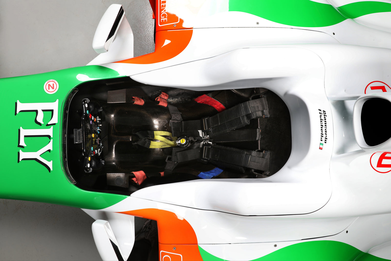 LOT 733 - 2009 Force India VJM02-02S Show Car