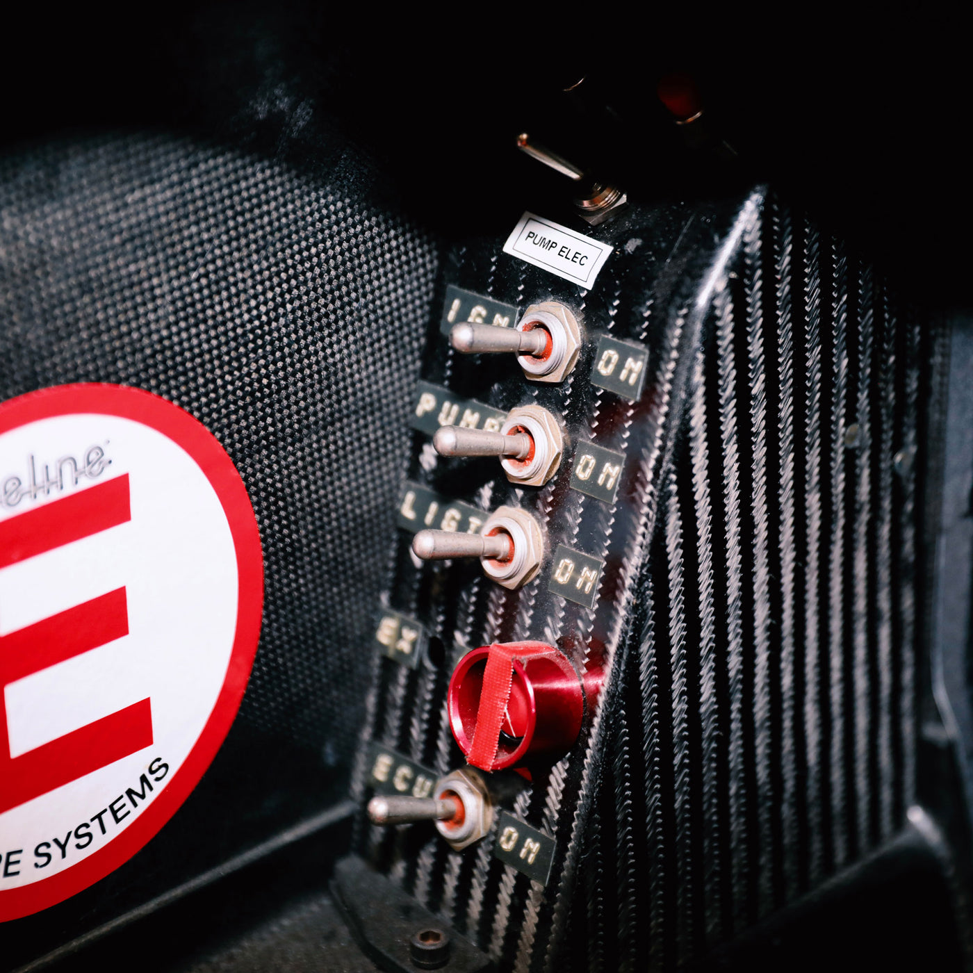 Running 1992 Fondmetal GR02 F1® Race Car – Chassis No.3