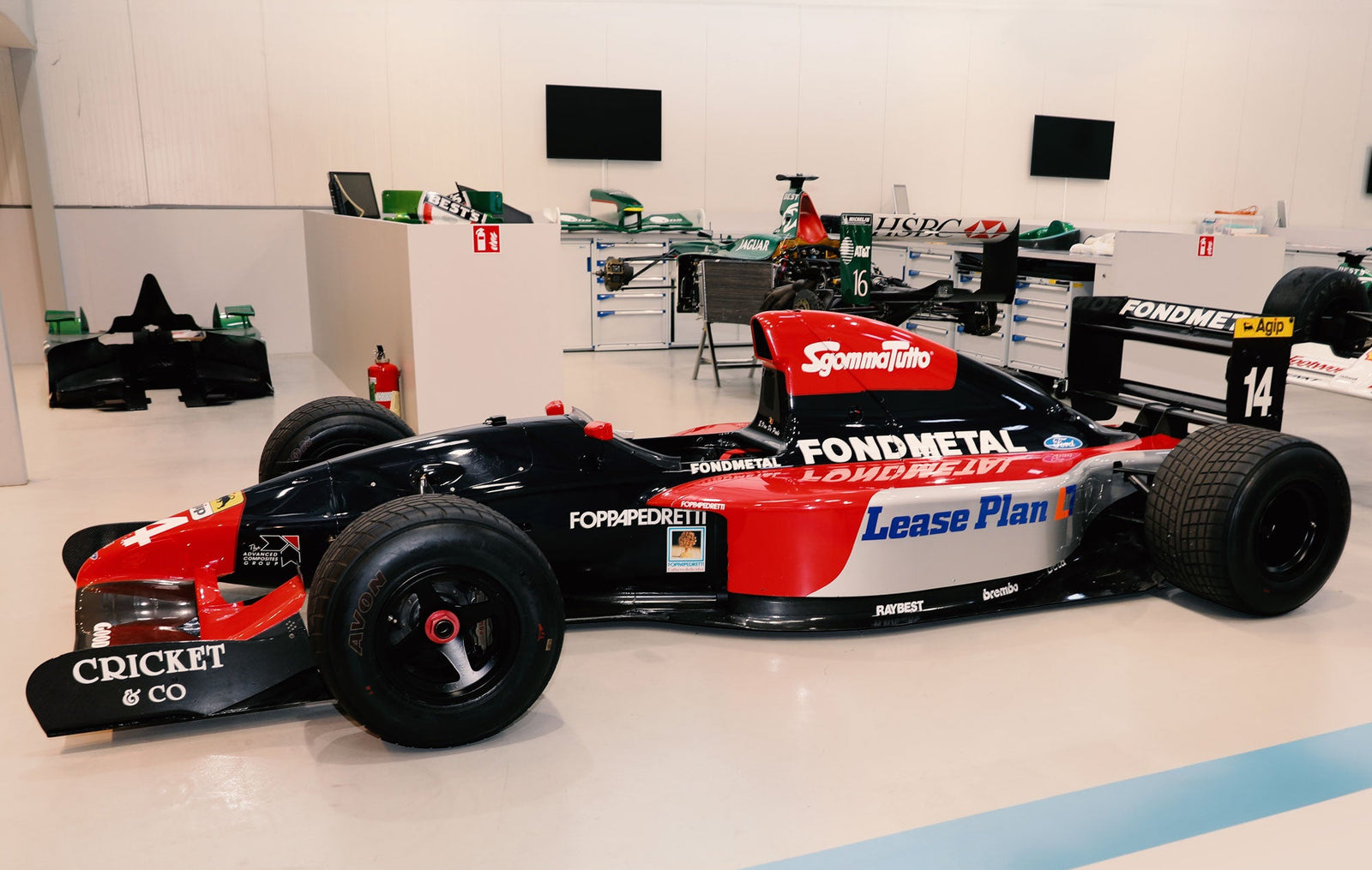 Running 1992 Fondmetal GR02 F1® Race Car – Chassis No.3