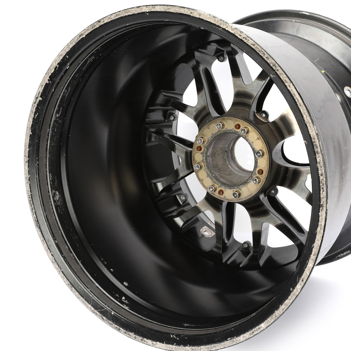 F1 Split Rims Mercedes AMG Petronas 2022 Rear Wheel Rim Table | F1 Authentics