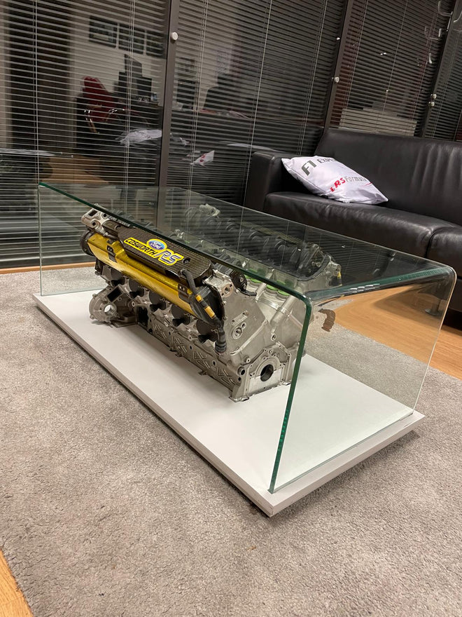 LOT 535 – Ford Cosworth CR 3.0L V10 Engine Table