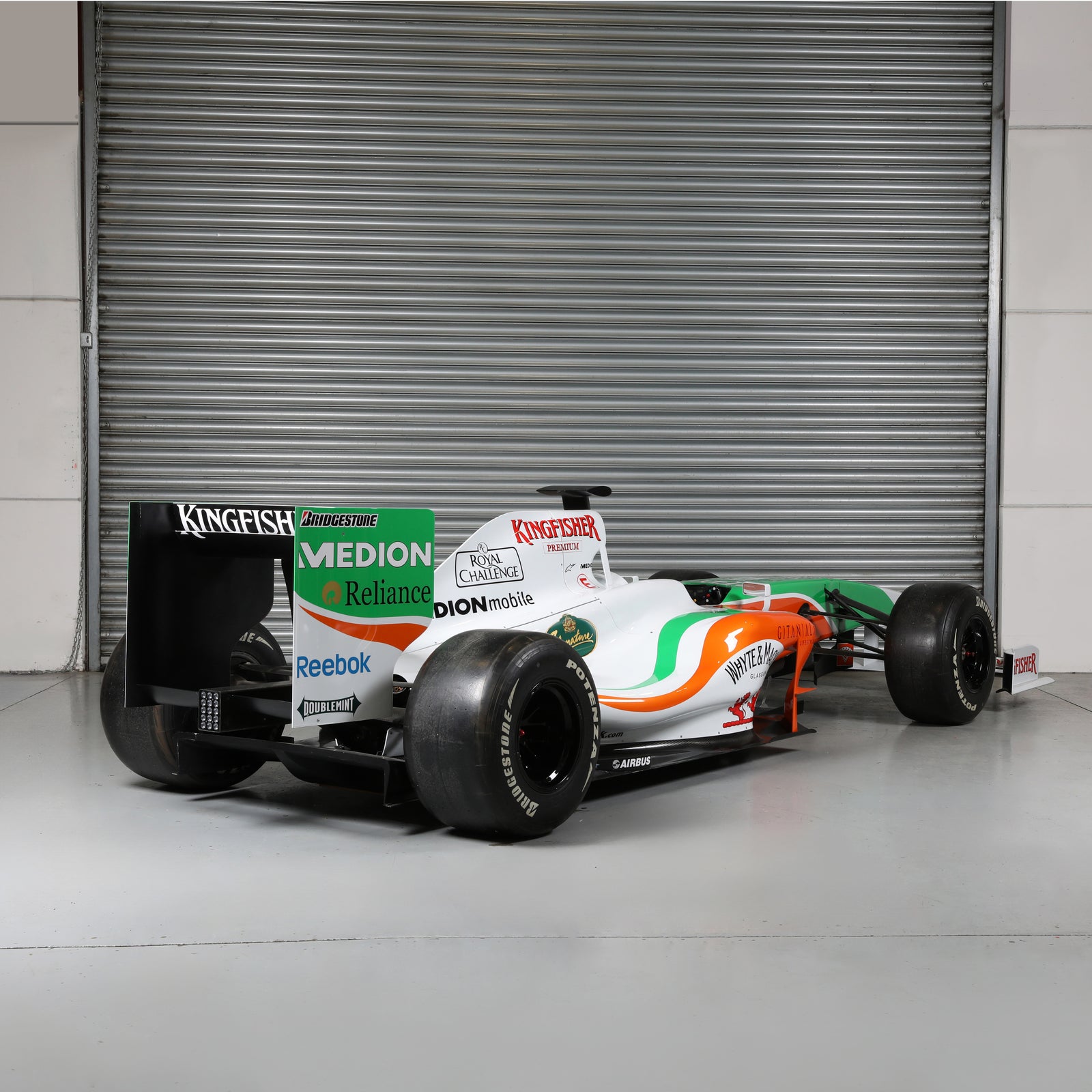 LOT 733 - 2009 Force India VJM02-02S Show Car