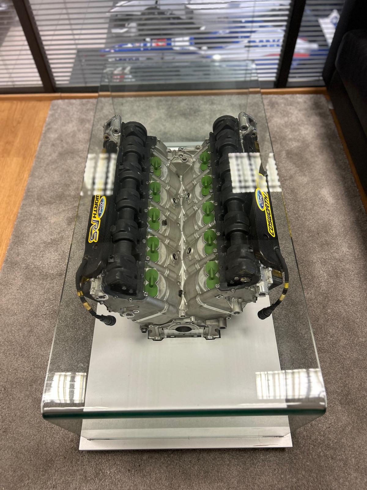 LOT 535 – Ford Cosworth CR 3.0L V10 Engine Table