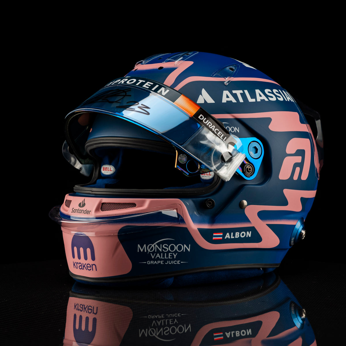 The Austin Auction LOT 043 - Alexander Albon 2025 Williams Race Helmet