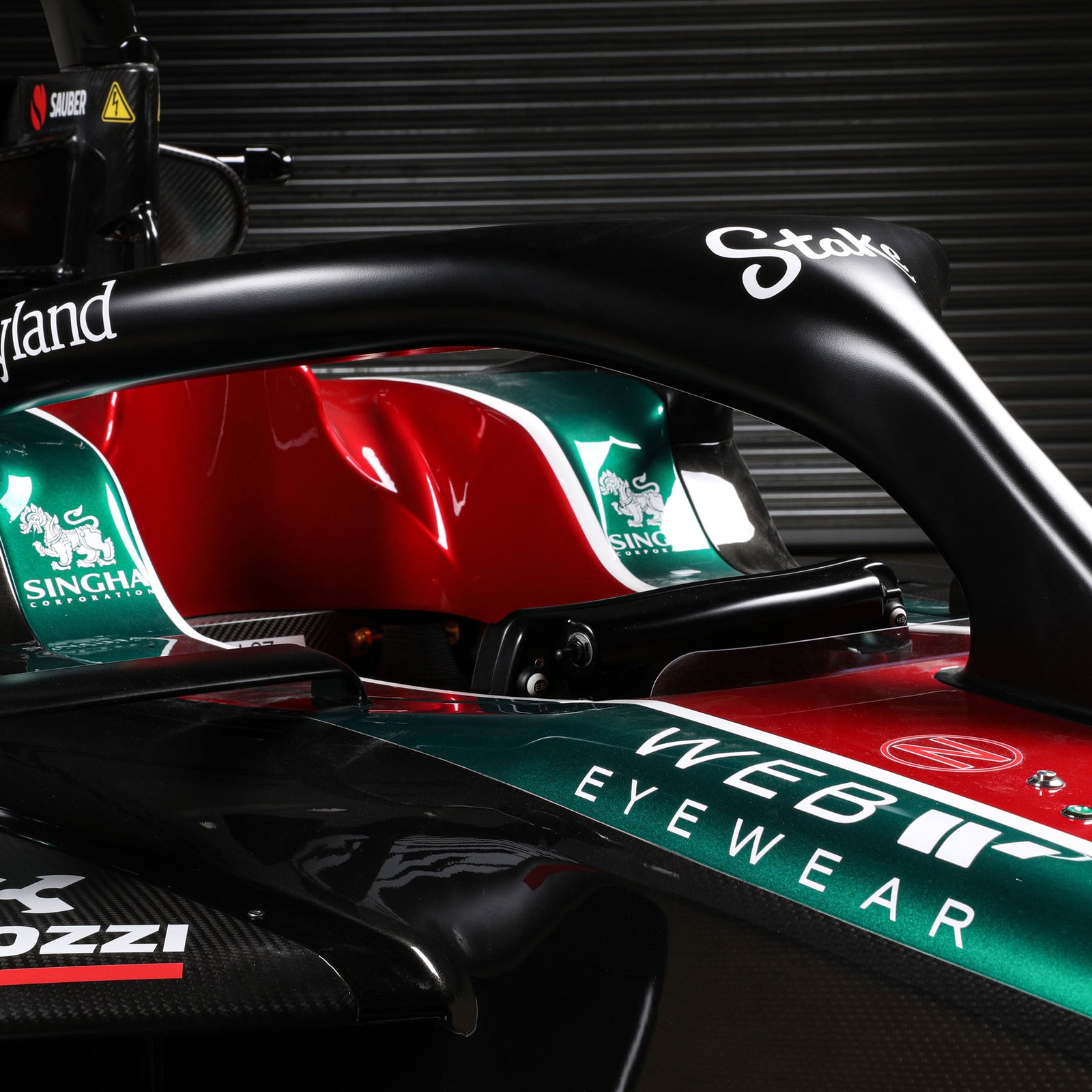 LOT 546 - 2023 Alfa Romeo F1 Team C43 Show Car - Special Edition Monza Livery