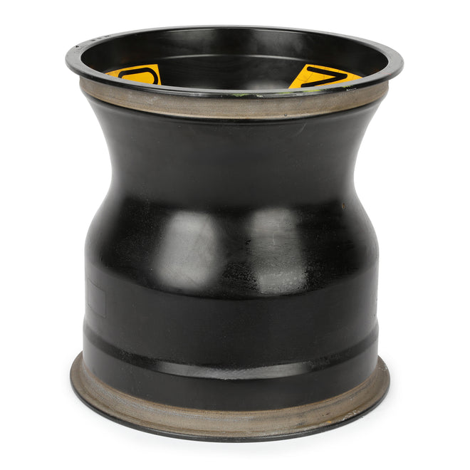 Auction LOT 121 - Alpine 2013 Rear Wheel Rim