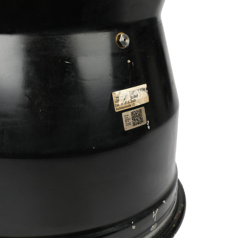 Carlos Sainz 2025 Race Used Williams F1 Team Rear Wheel Rim Table - Azerbaijan GP