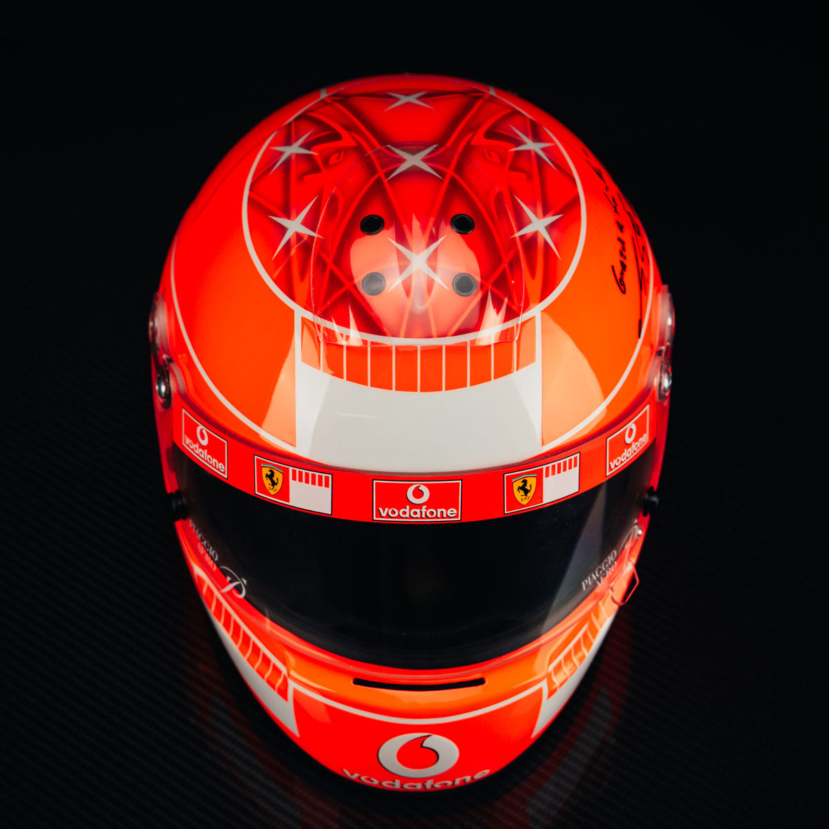 The Austin Auction LOT 028 - Michael Schumacher Signed 2006 Ferrari-Design Replica Helmet – Limited Edition 017/150