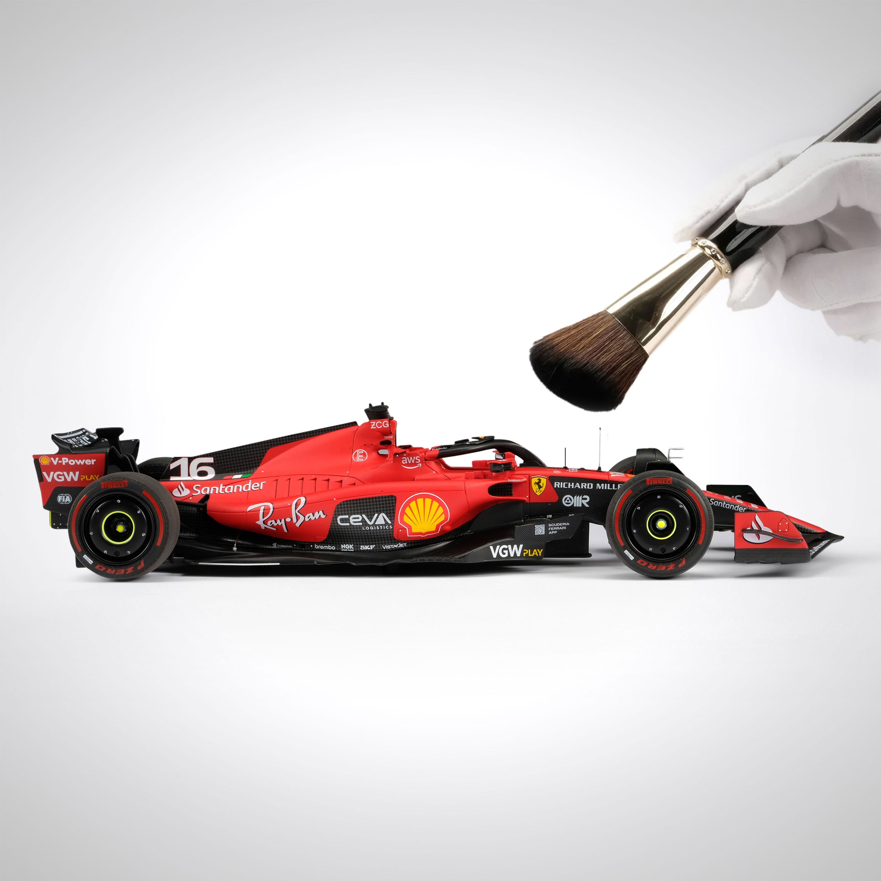 Ferrari F1 team issue 2020 Mission Winnow t-shirt signed Charles LeClerc