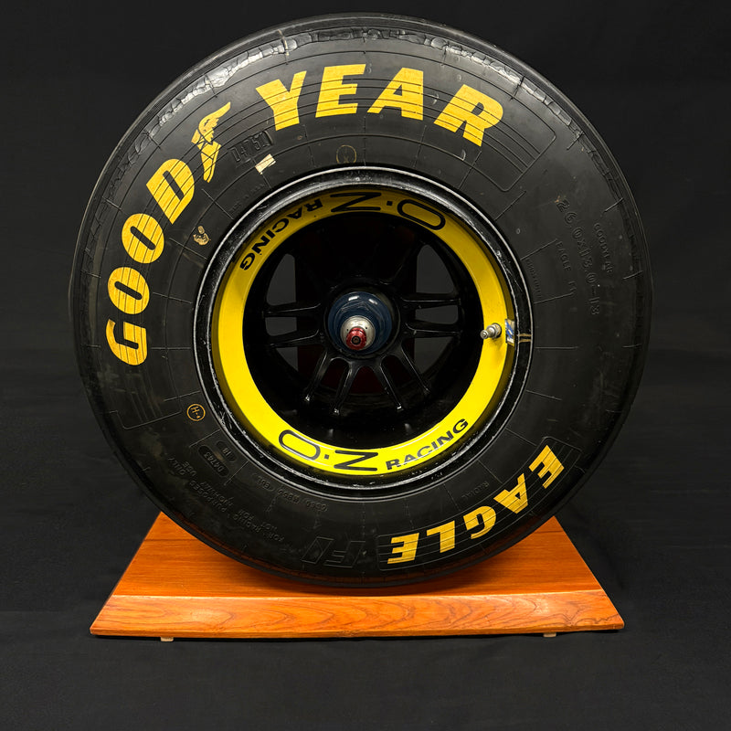 20 DRIVER SIGNATURE GOODYEAR TYRE – WILLIAMS FW19 CHAMPIONSHIP EDITION