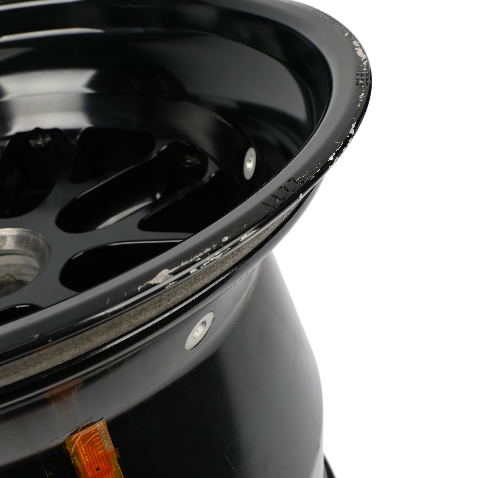 Auction LOT 037 - Lando Norris 2024 Qualifying Used McLaren Formula 1 Team Rear Wheel Rim Table - Miami GP - CFP54