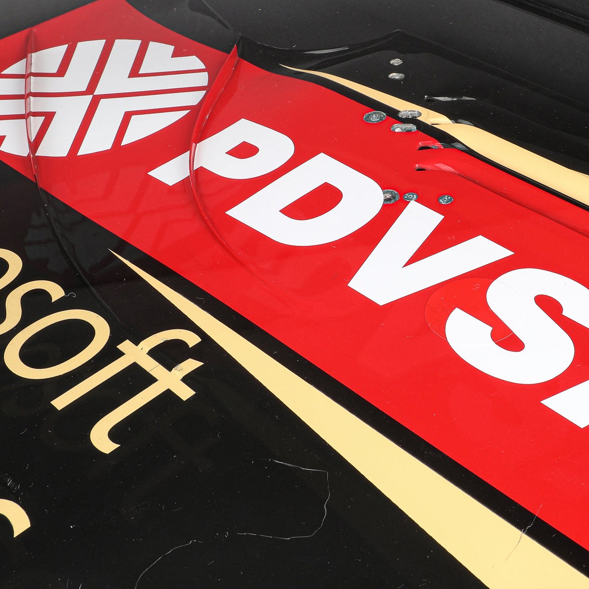 The Austin Auction LOT 053 - Renault F1 Team 2015 Rear Wing End Plate - Framed