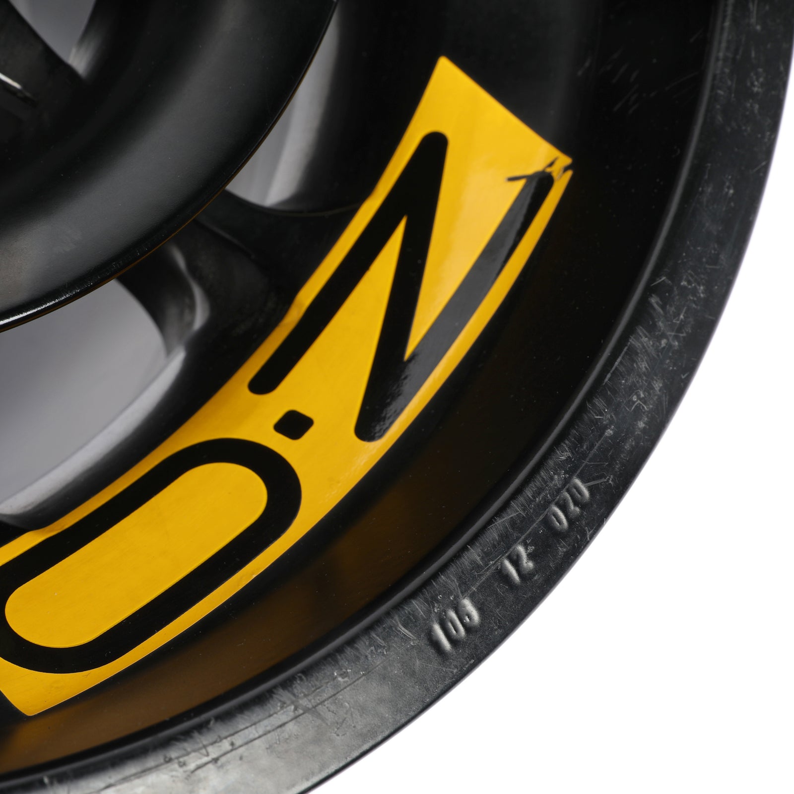 Auction LOT 120 - Lotus Renault R31 2011 Season Used Front Wheel Rim