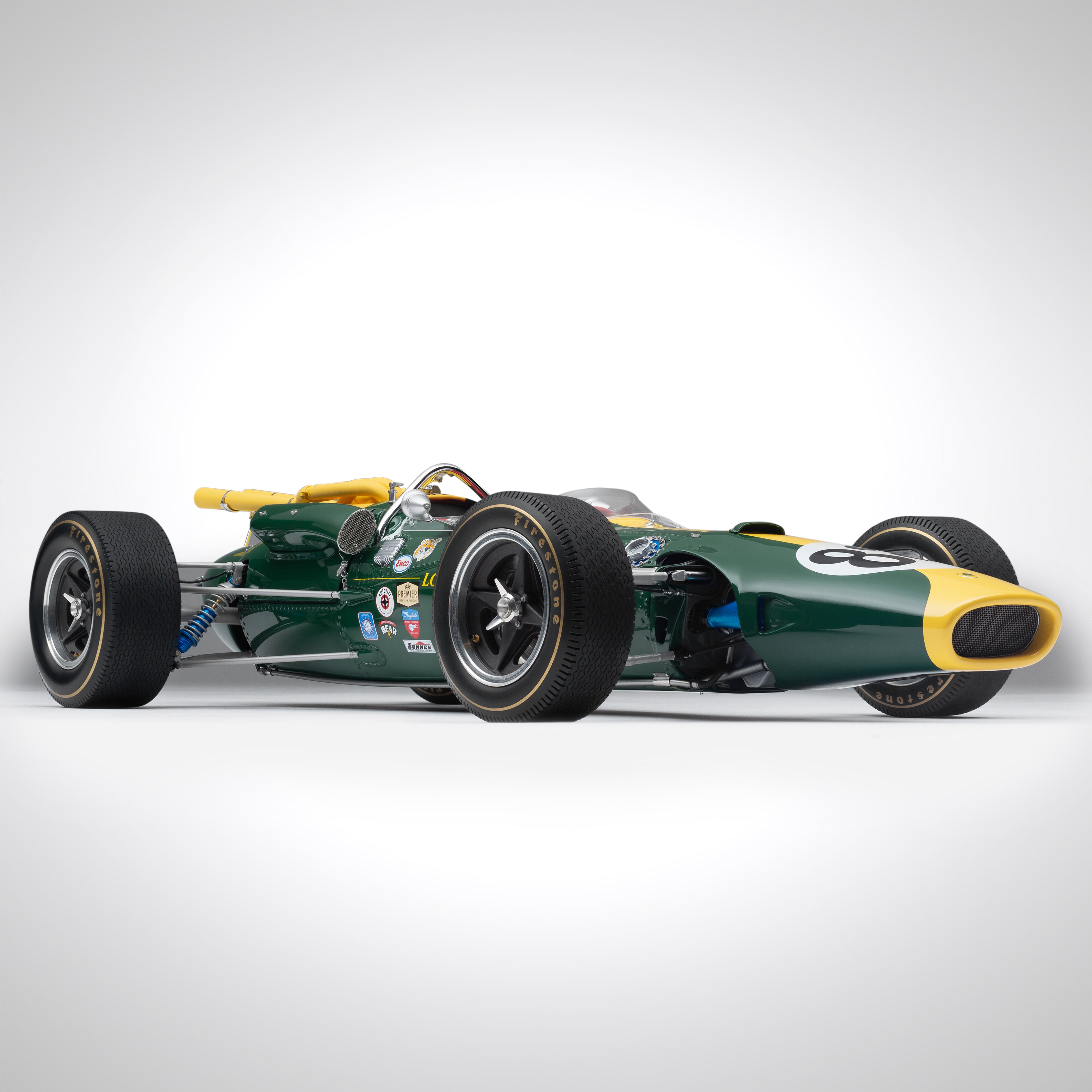 Lotus F1 Team 1965 Lotus 38 1:8 Scale Model – Indianapolis 500 Winner