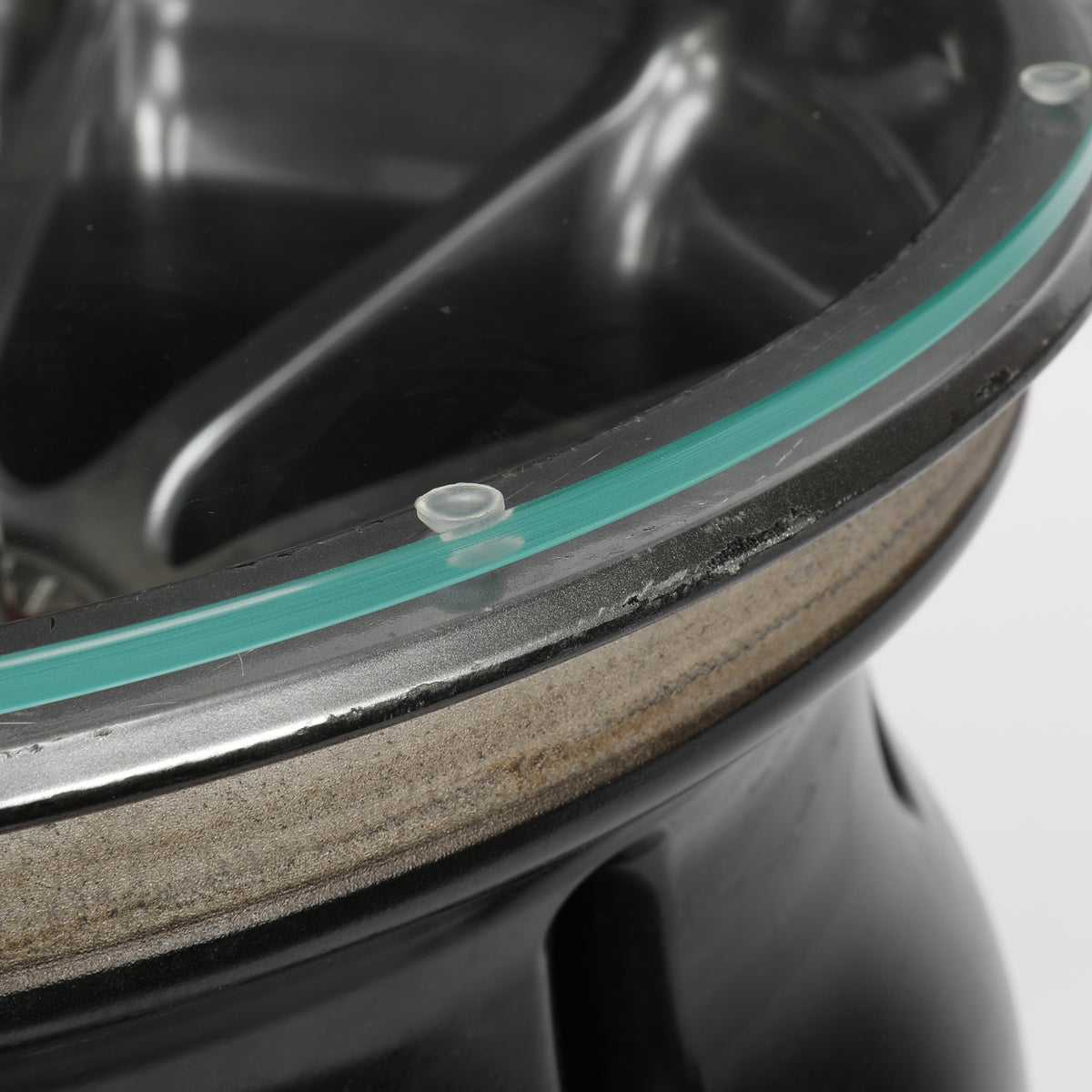 Racing Rim Table Oracle Red Bull Racing 2021 Wheel Rim Table | Official F1 Collectible ...