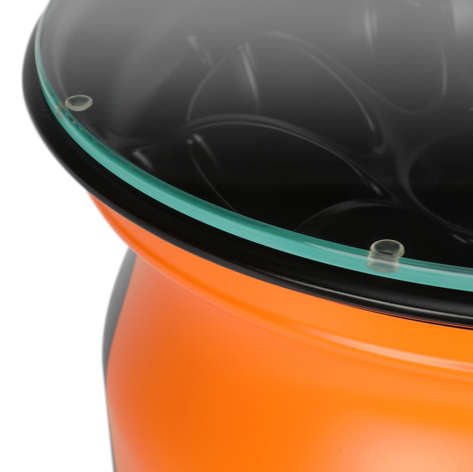 Formula One® McLaren front wheel rim table