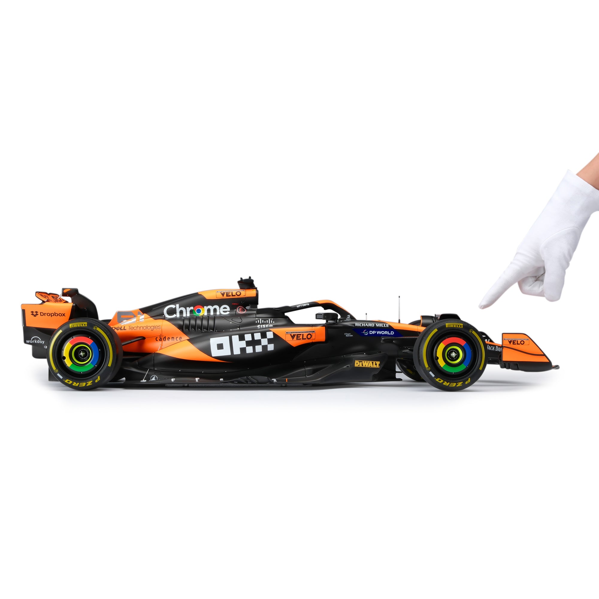 Limited Edition Oscar Piastri 2024 McLaren MCL38 1 8 Scale Model – Miami GP Amalgam Collection