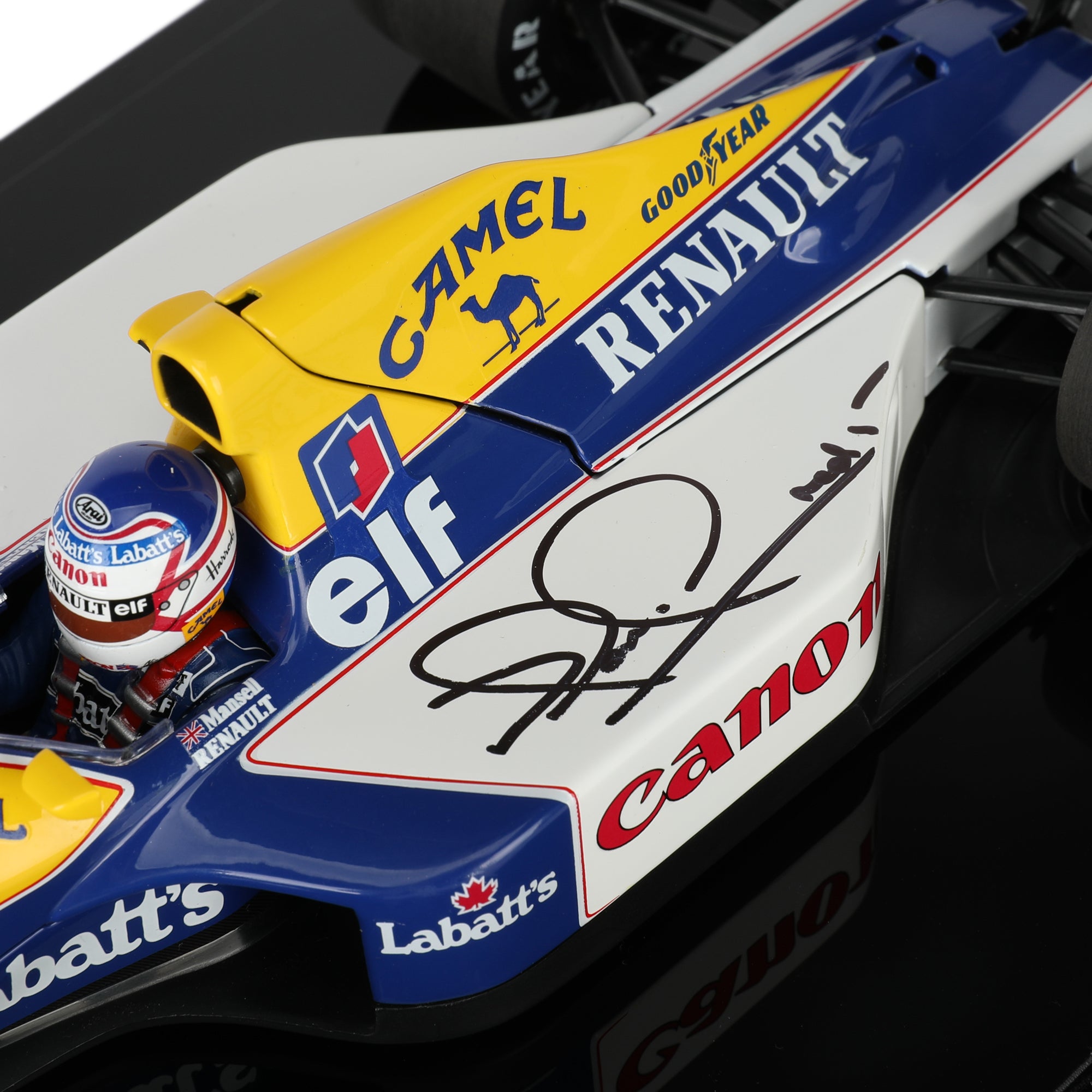 Nigel Mansell 1992 Signed Williams FQ14B 1.18 Scale Model