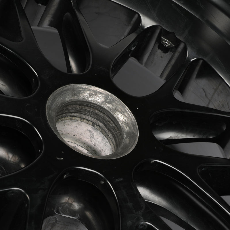 Oscar Piastri 2023 Race Used McLaren F1 Team Rear Wheel Rim Table - Azerbaijan GP