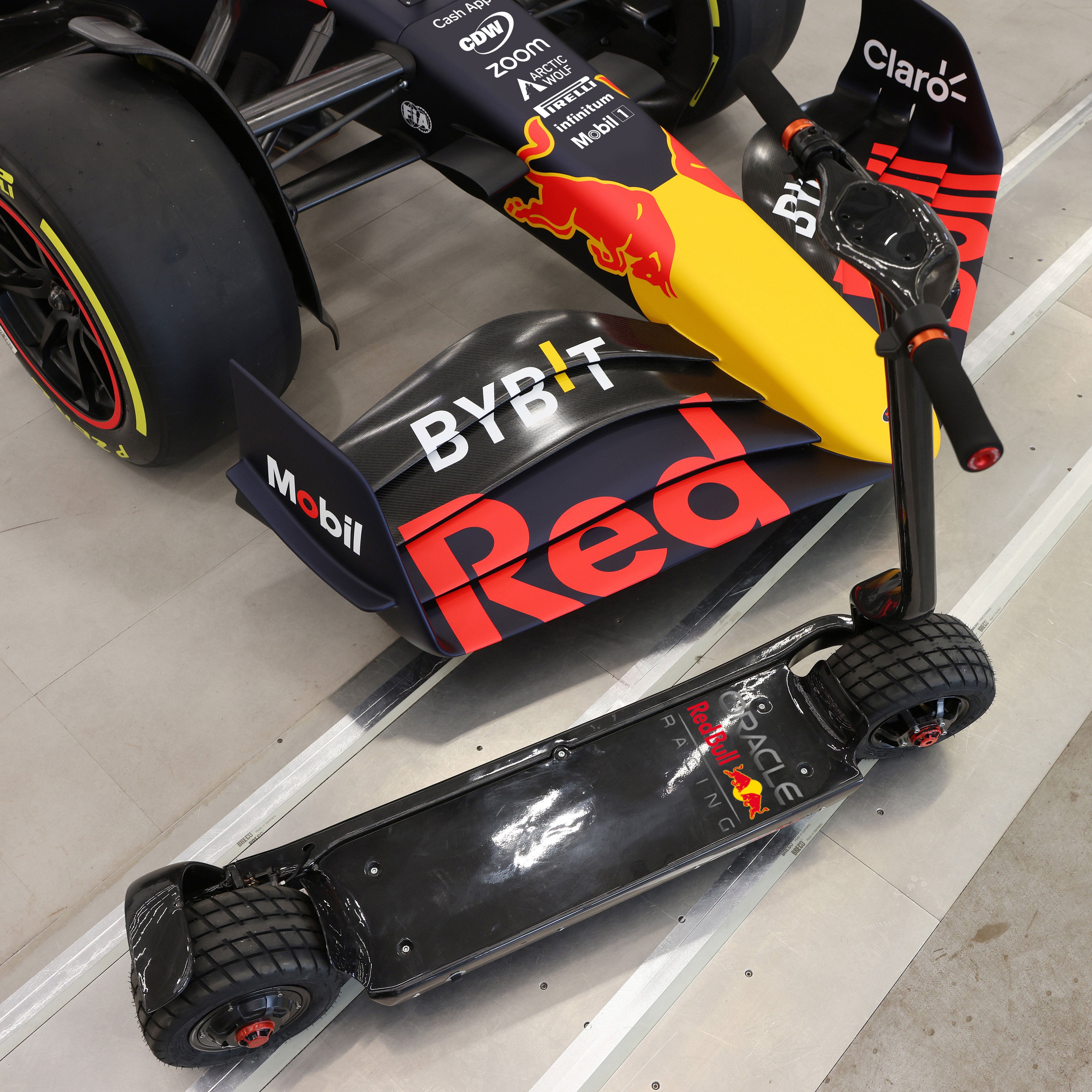 Red Bull Racing Merchandise Shop