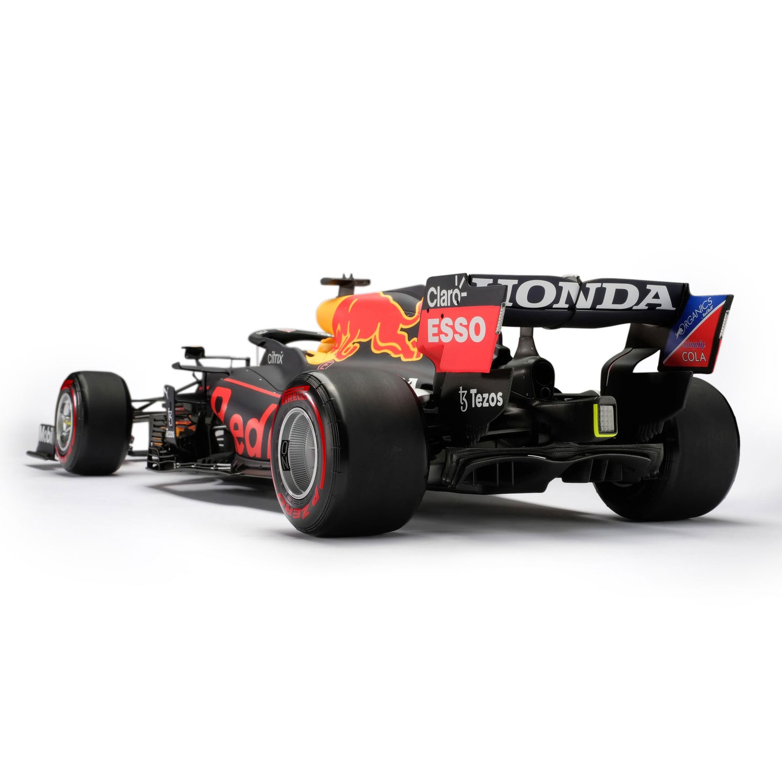 Auction LOT 061 - Max Verstappen 2021 Oracle Red Bull Racing RB16B 1:8 Scale Model – Abu Dhabi GP