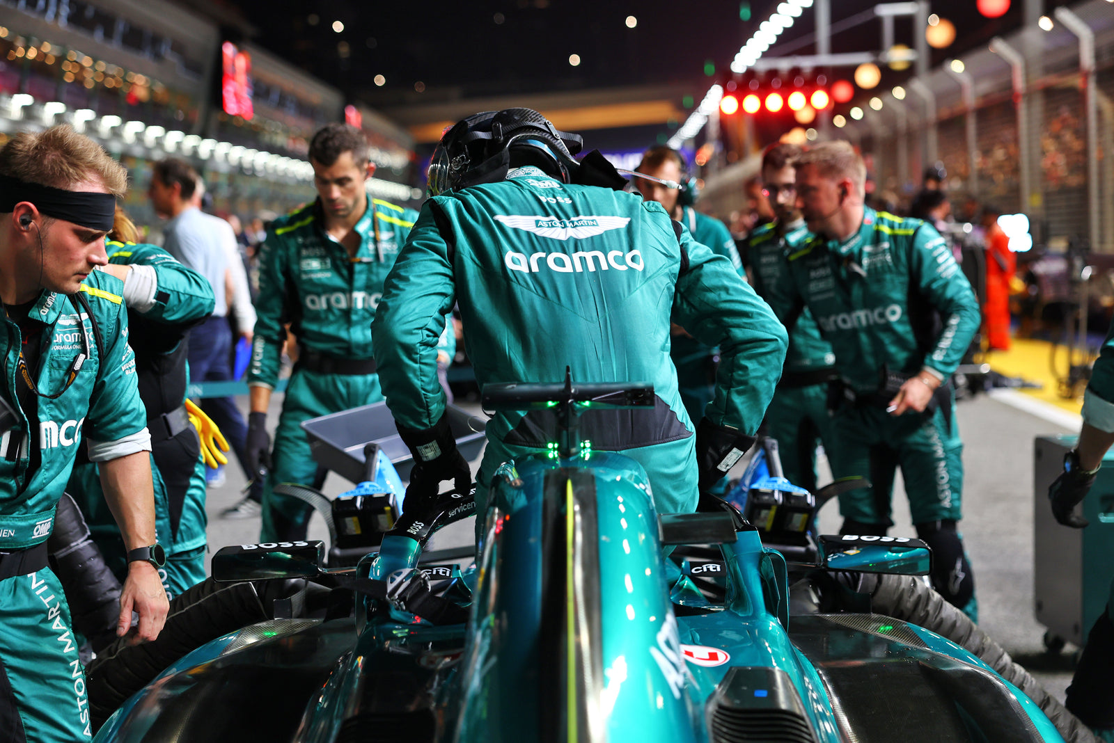 LOT 042 - Lance Stroll 2024 Aston Martin Aramco F1® Team GP Grand Prix Used Bundle