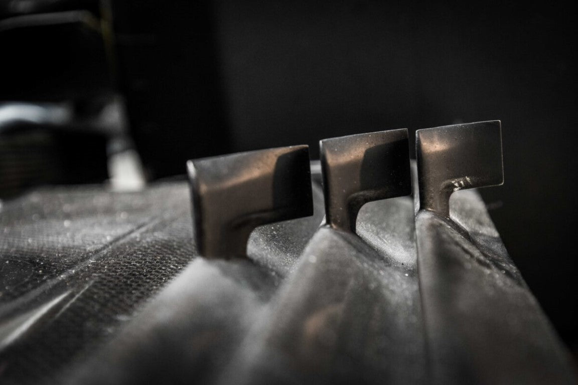 2019 Toro Rosso STR14-04 - F1® P2 Finishing Rolling Chassis