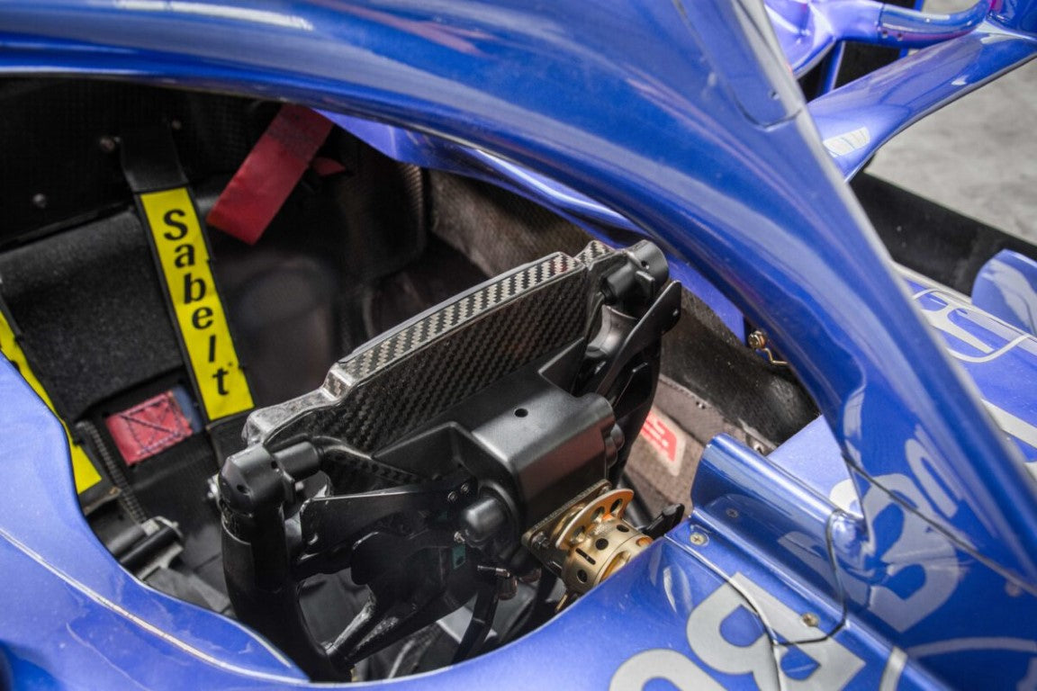 2019 Toro Rosso STR14-04 - F1® P2 Finishing Rolling Chassis