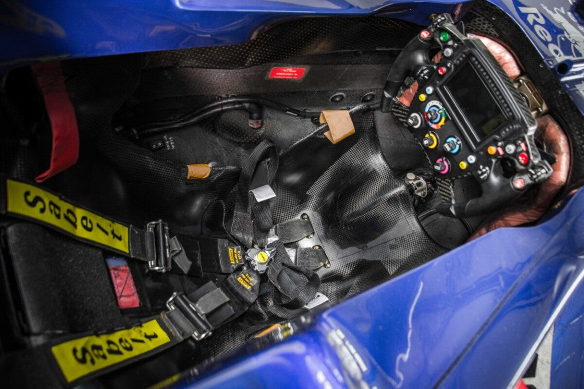 2019 Toro Rosso STR14-04 - F1® P2 Finishing Rolling Chassis