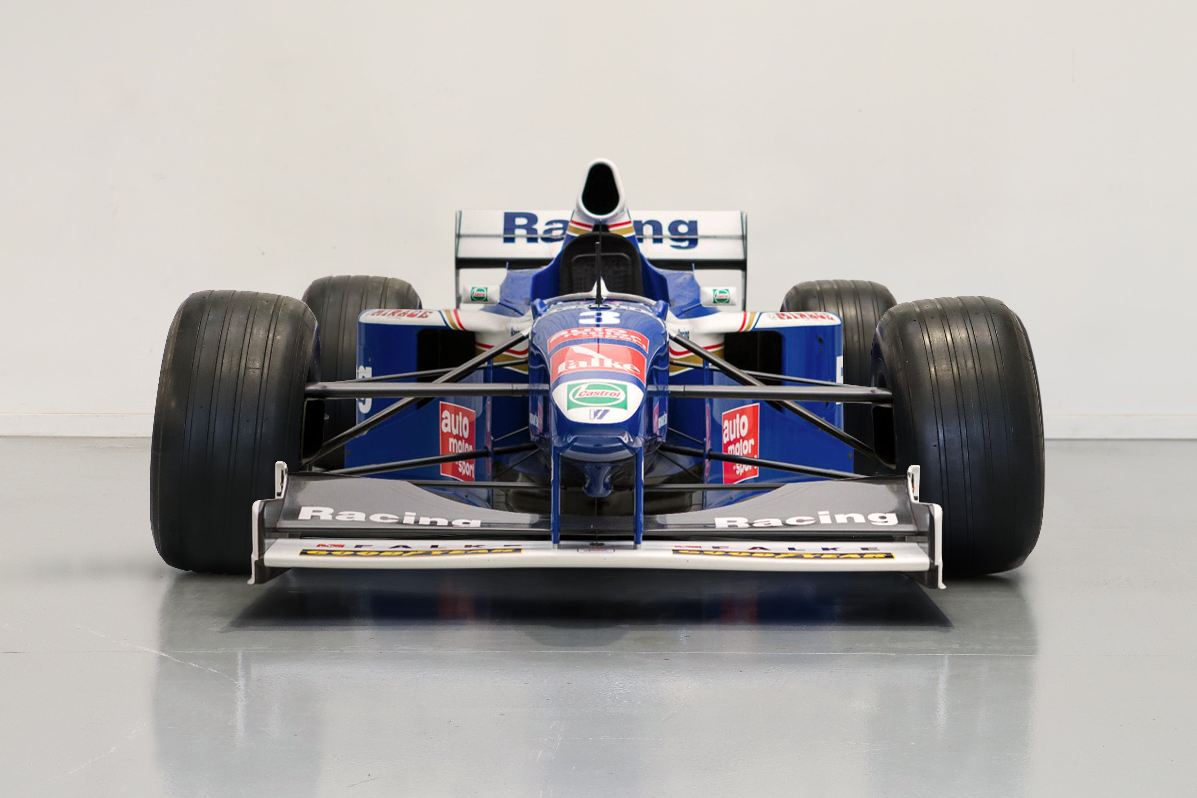 Official 1997 Williams FW19 Jacques Villeneuve F1® Show Car