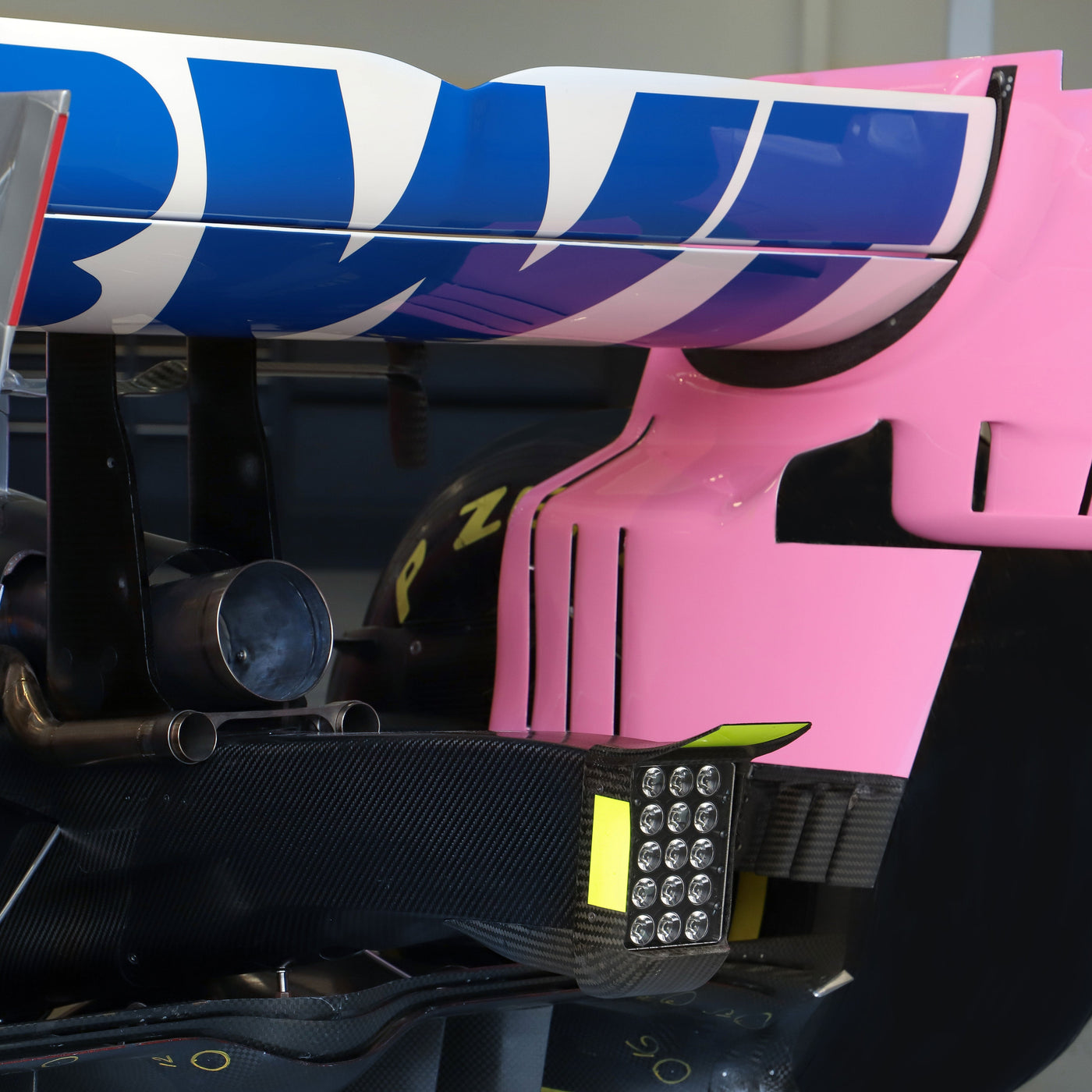 Modèle réduit F1 Bwt Racing Point Team Mercedes Rp20 - Sergio Perez Modèle réduit F1 Bwt Racing Point Team Mercedes Rp20 - Sergio Perez