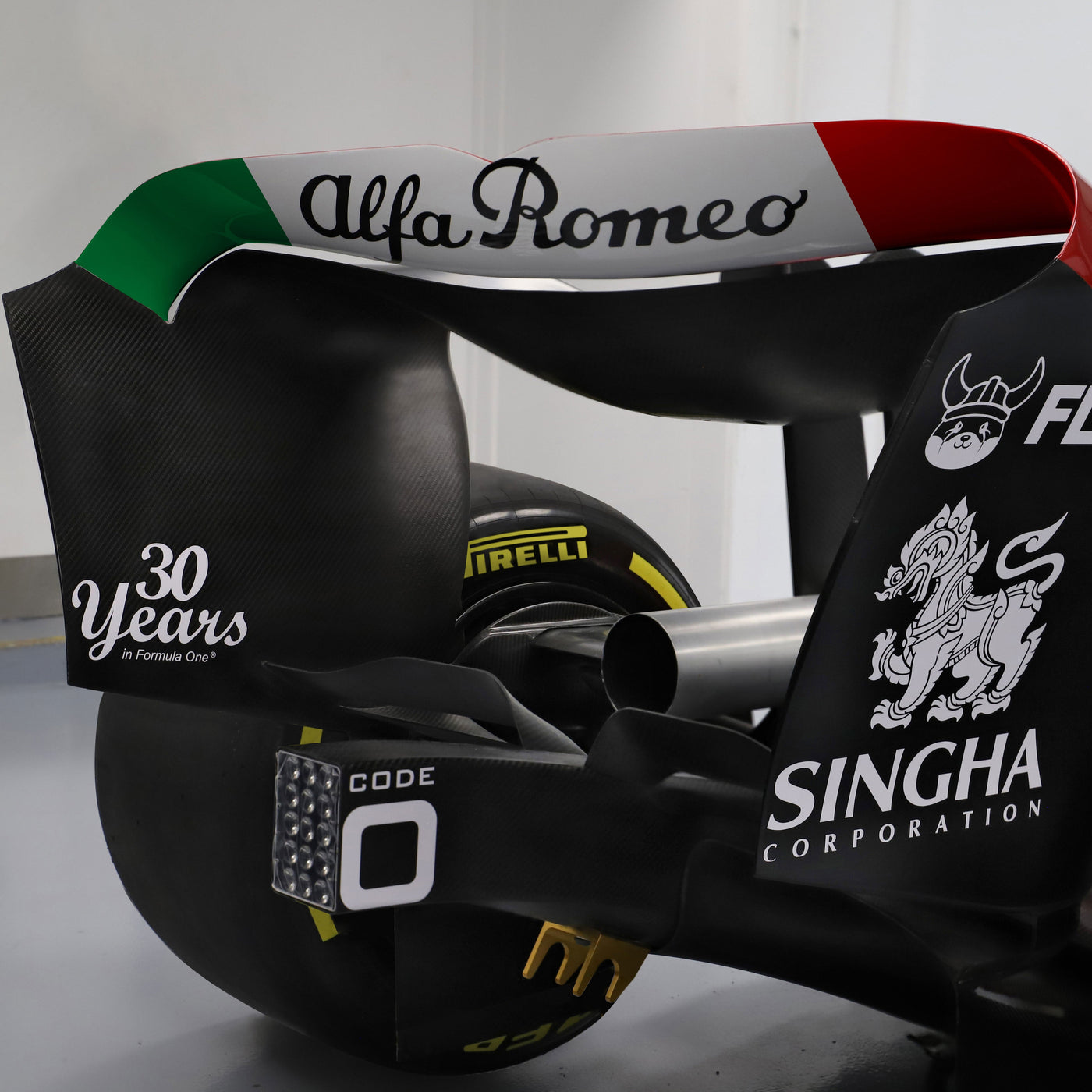 2022 Alfa Romeo F1 Team ORLEN Official Show Car - Azerbaijan GP Livery