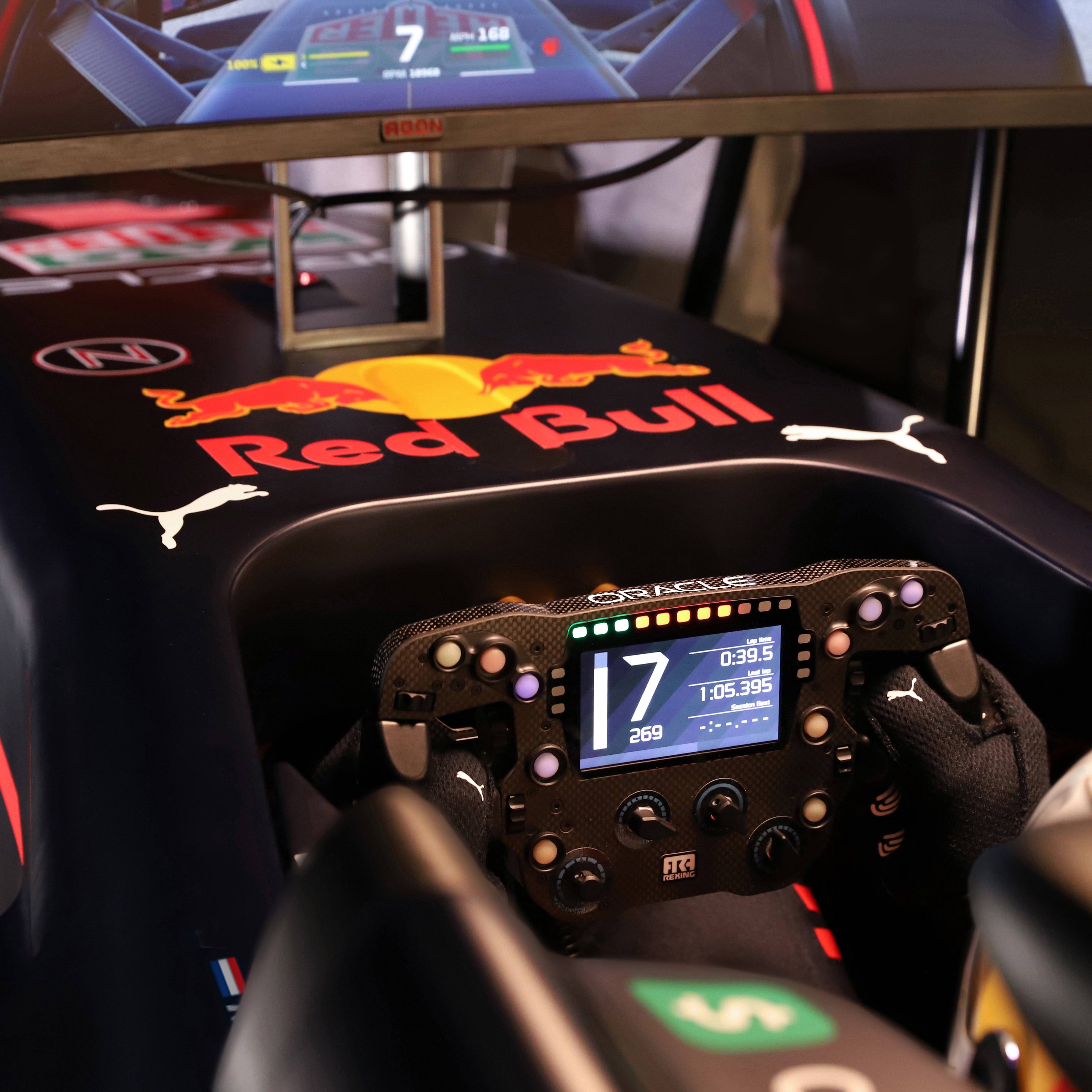 Official 2022 Oracle Red Bull Racing RB18 Show Car Simulator - Championship Edition